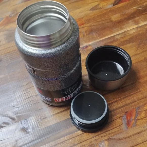 Thermos Silver and Black Insulated Bottle - Picture 2 of 7